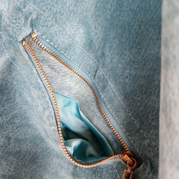 Vintage L.A.L Turquoise Suede Leather Blazer. - Picture 5 of 8